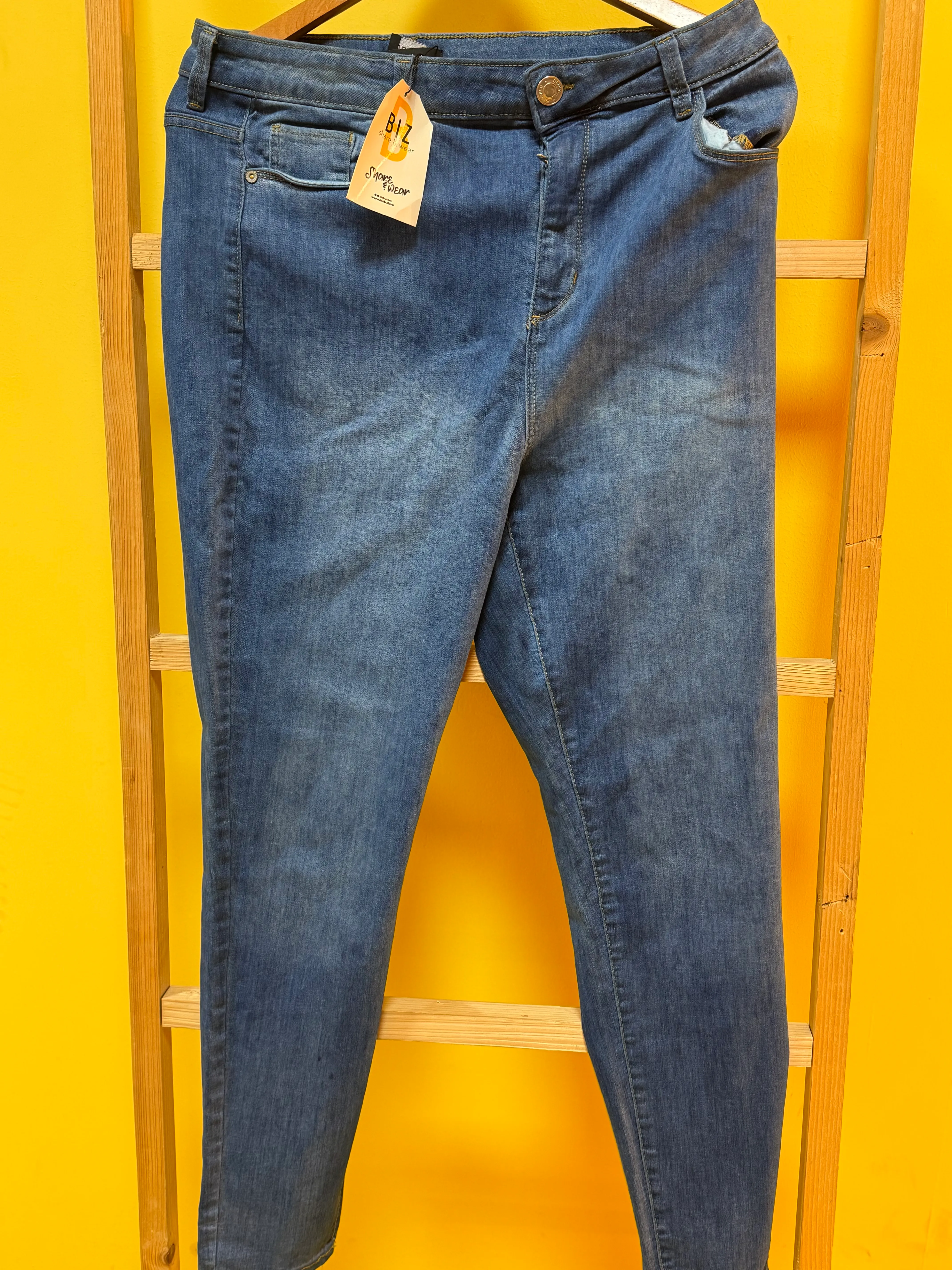 Skinny Petite Jeans