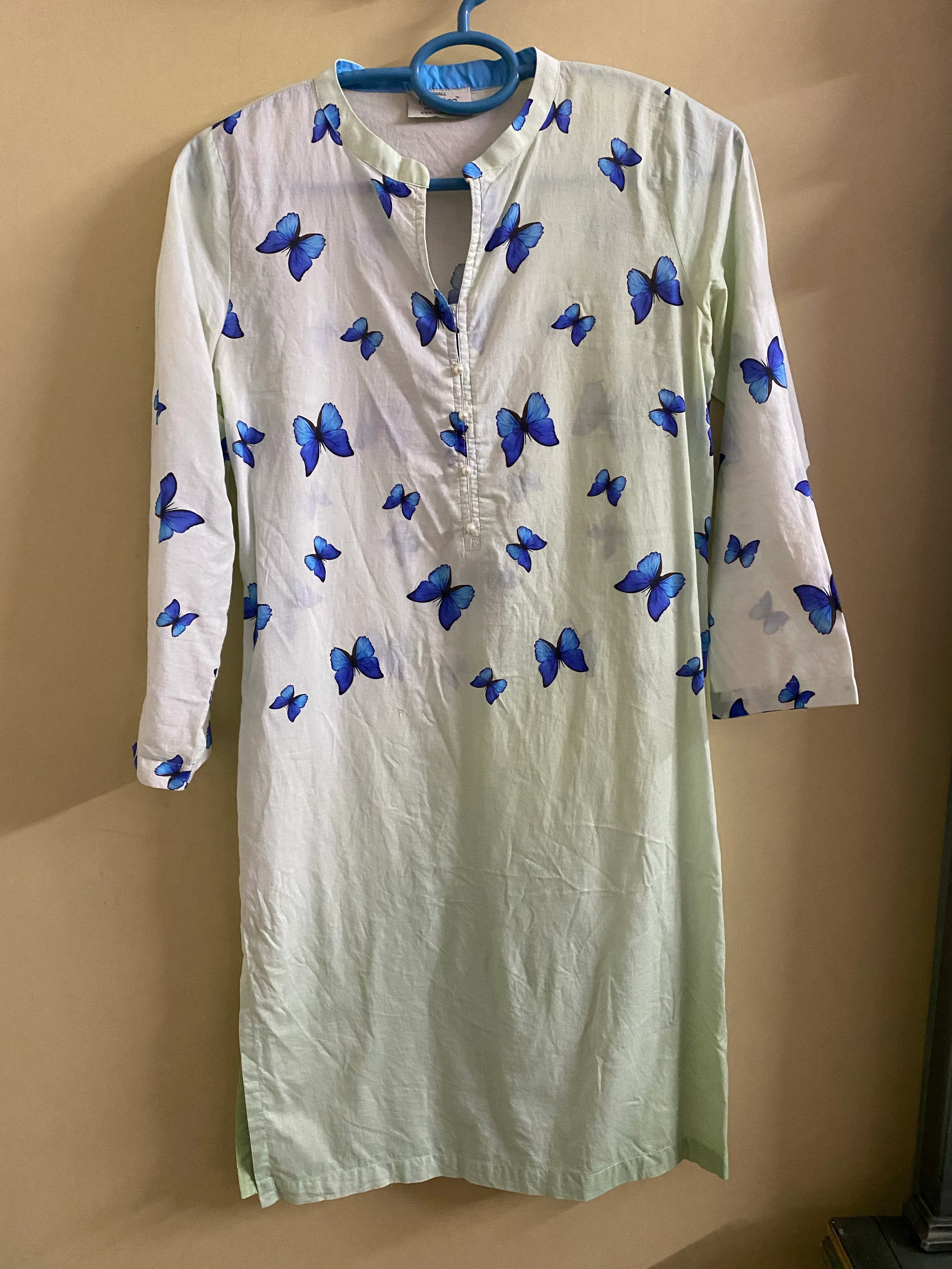 Hina Mirza printed kurti