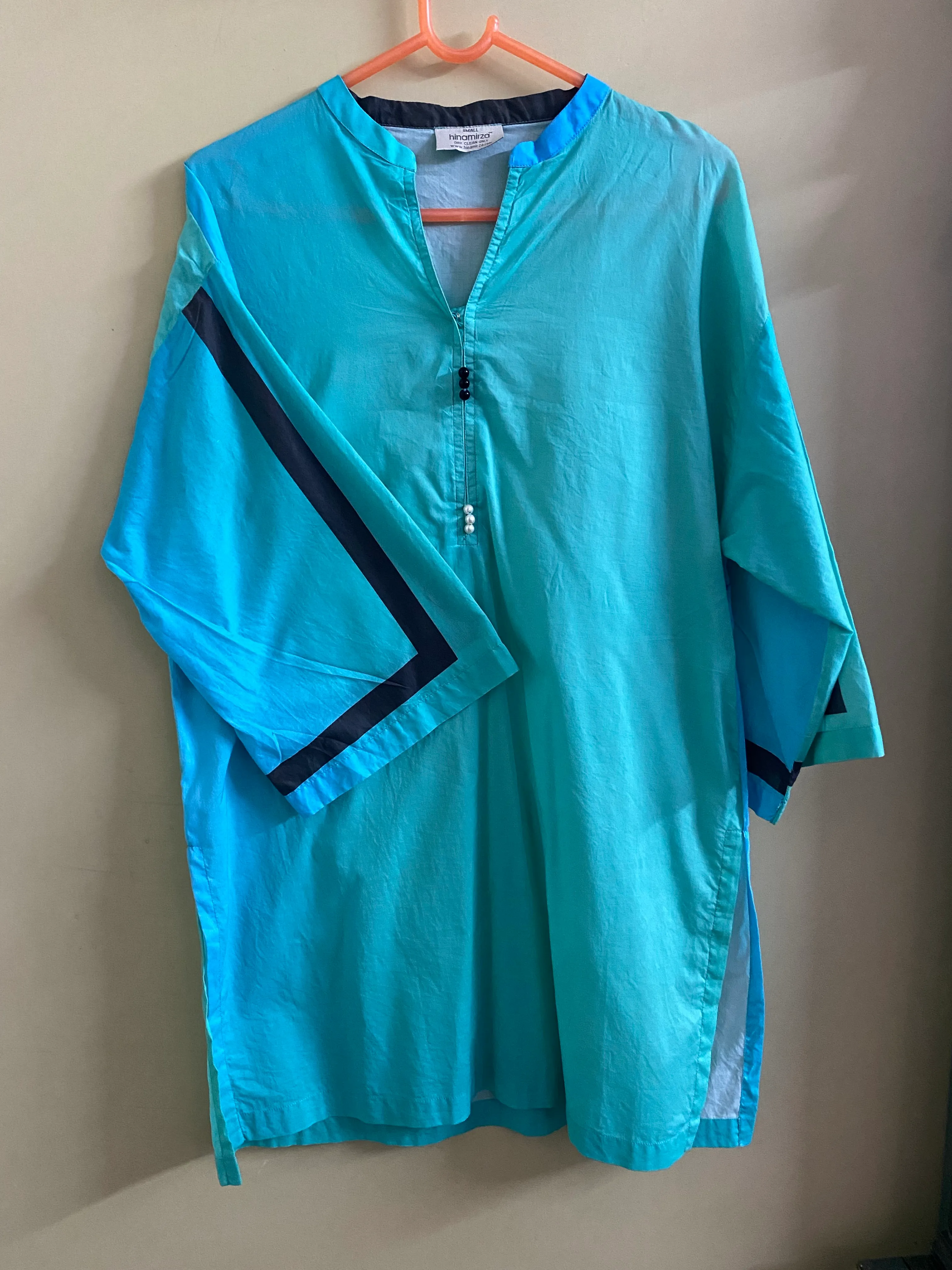 Hina Mirza printed kurti
